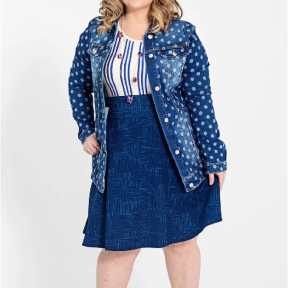 NWT LuLaRoe ‘Azure’ A-line Knee-Length Skirt Black w/ Purple Flowers Size 3X - Picture 8 of 10